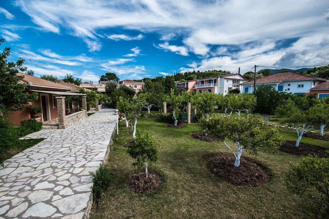 ליגיה Lemon Garden Apartments מראה חיצוני תמונה